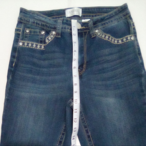 Angel Designed In Los Angeles Blue Jeans Silver Embellishments Size 7/28 Y2K - Picture 4 of 12